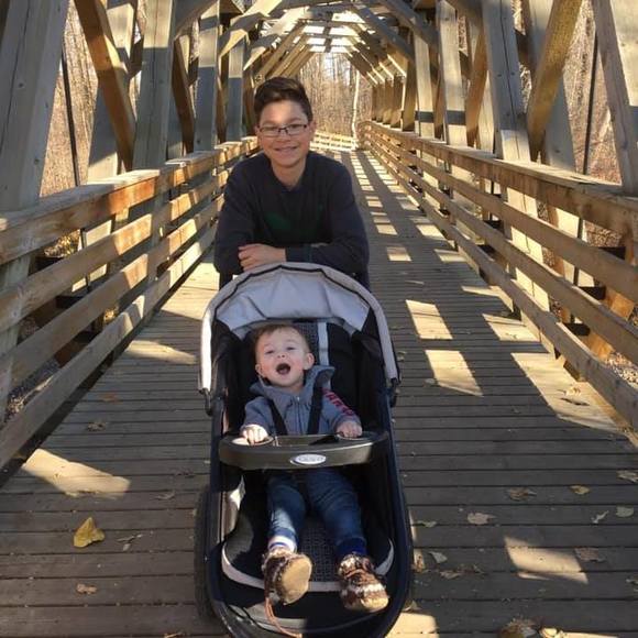 Meet your Posher, Kim - Picture 1 of 1